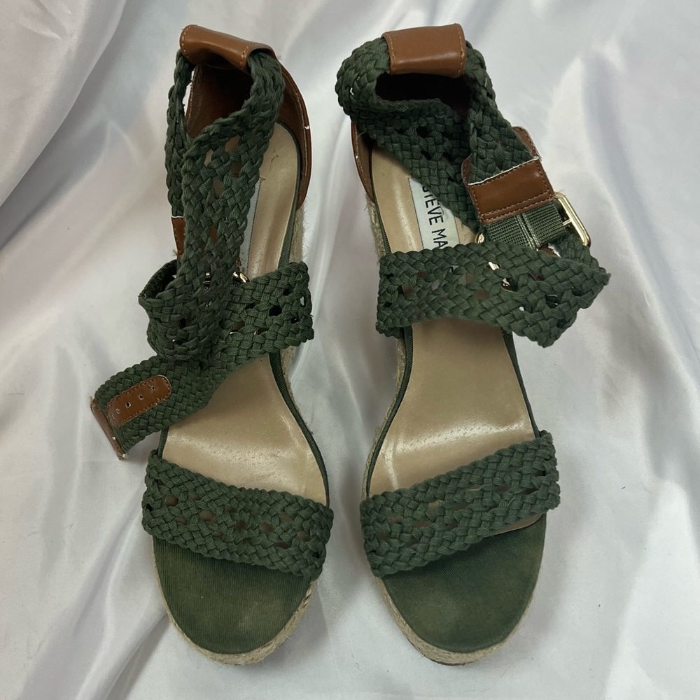 Steve Madden Magestee Espadrille Wedge Heels Green, size 8